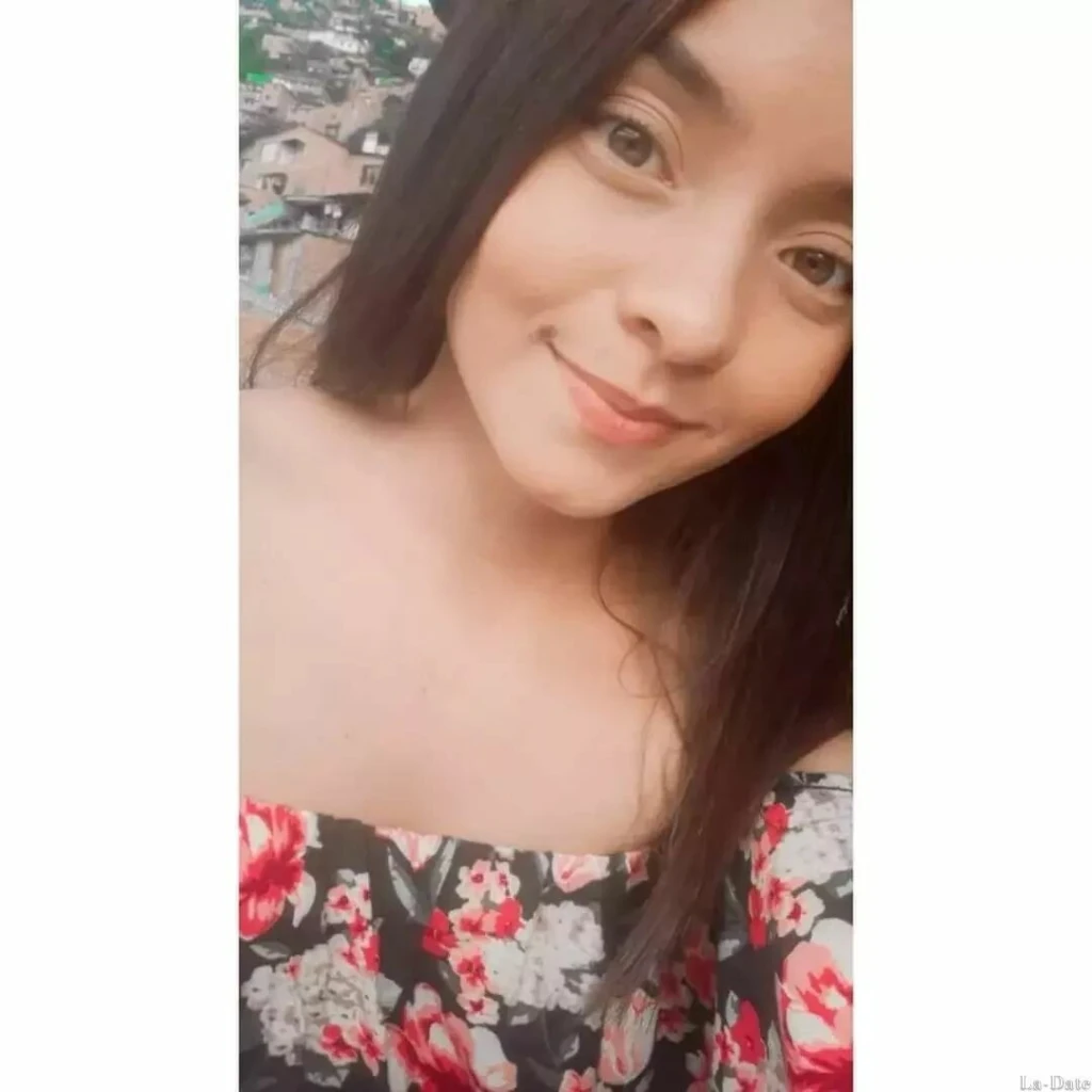 Geraldine Profile image 6